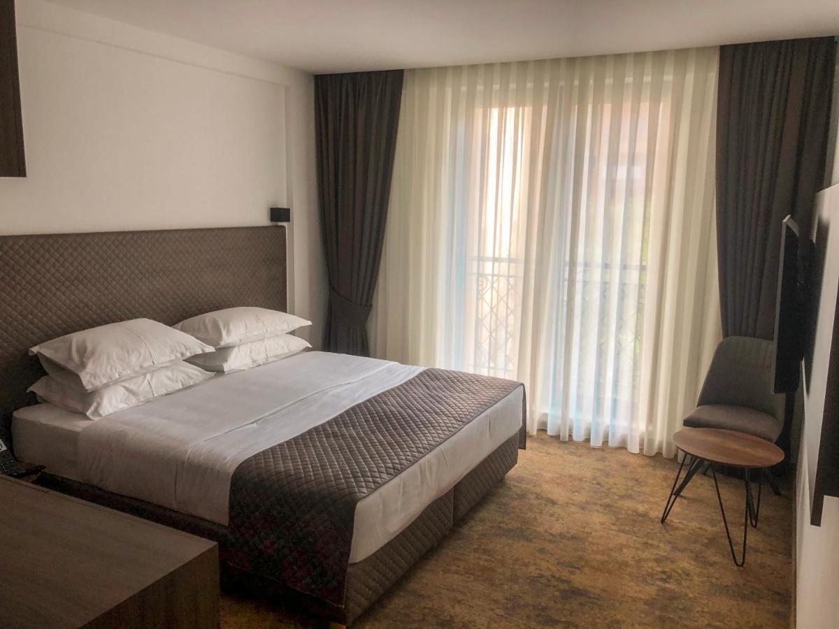 Kosovo Polje Qama Hotel מראה חיצוני תמונה