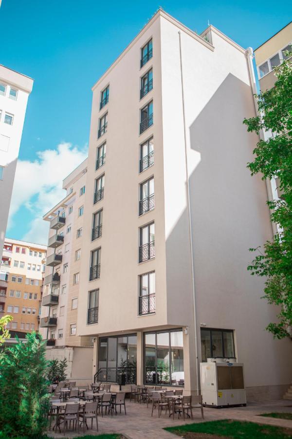 Kosovo Polje Qama Hotel מראה חיצוני תמונה