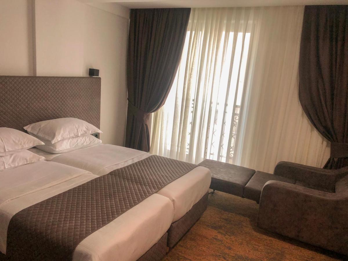 Kosovo Polje Qama Hotel מראה חיצוני תמונה